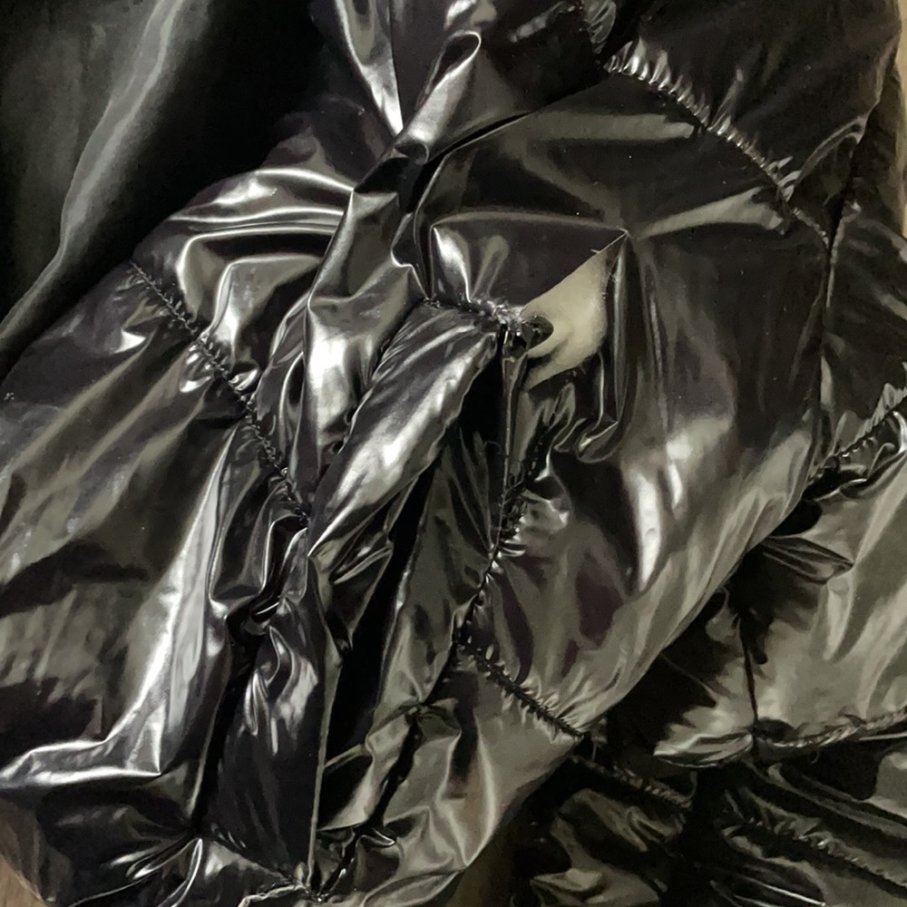 Puffer Jacket - Picture 3 of 4